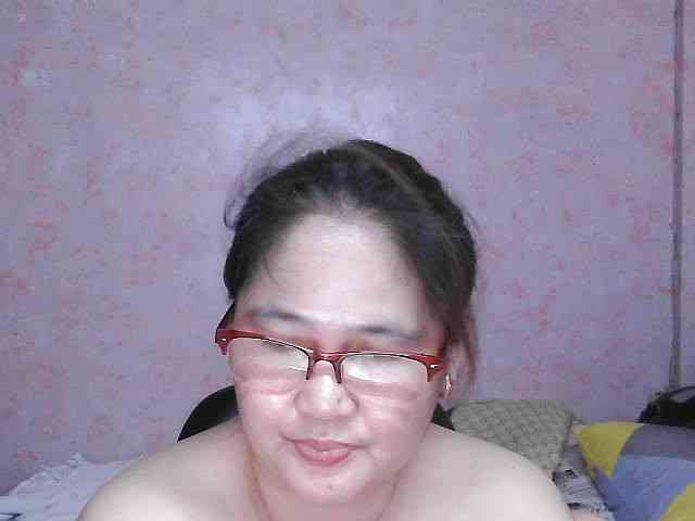 NICEtitspinay webcam