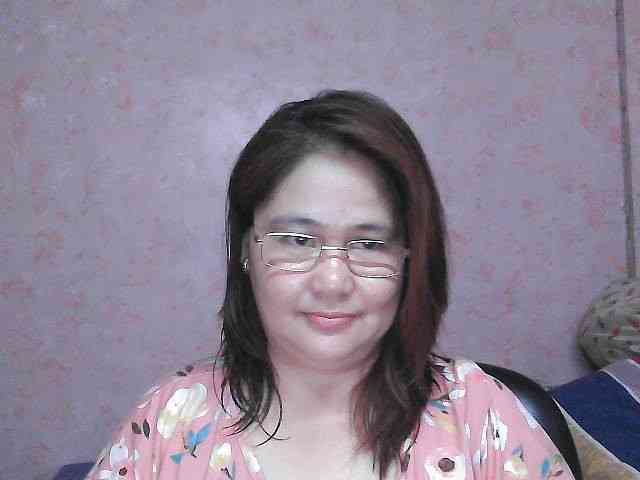 NICEtitspinay webcam