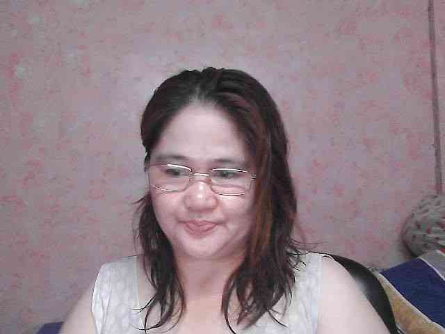NICEtitspinay webcam