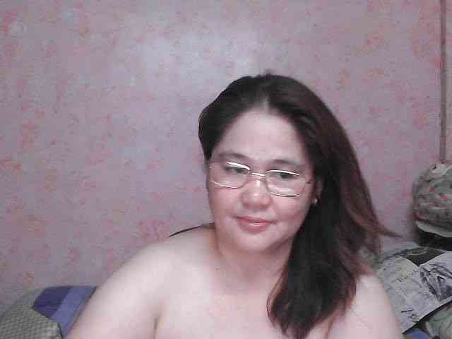 NICEtitspinay webcam