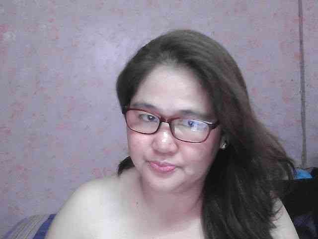 NICEtitspinay webcam