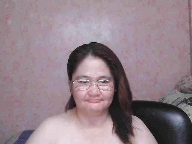 NICEtitspinay webcam