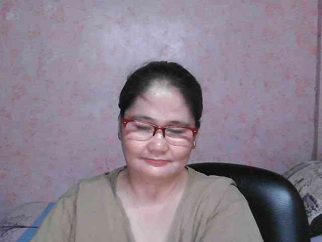 NICEtitspinay webcam