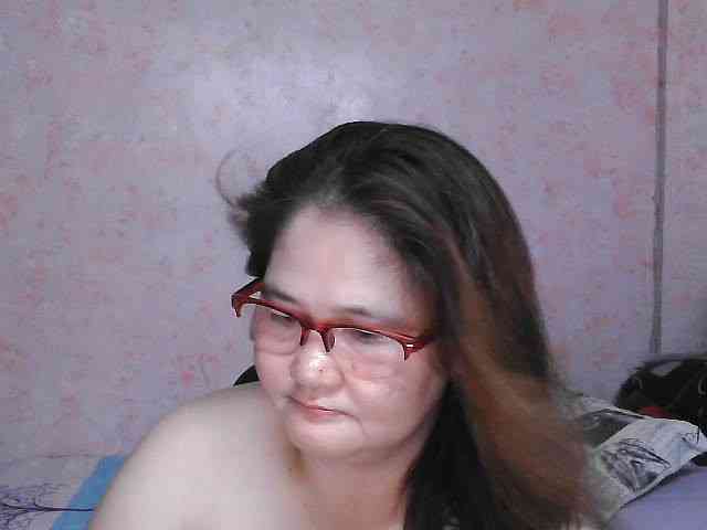 NICEtitspinay webcam