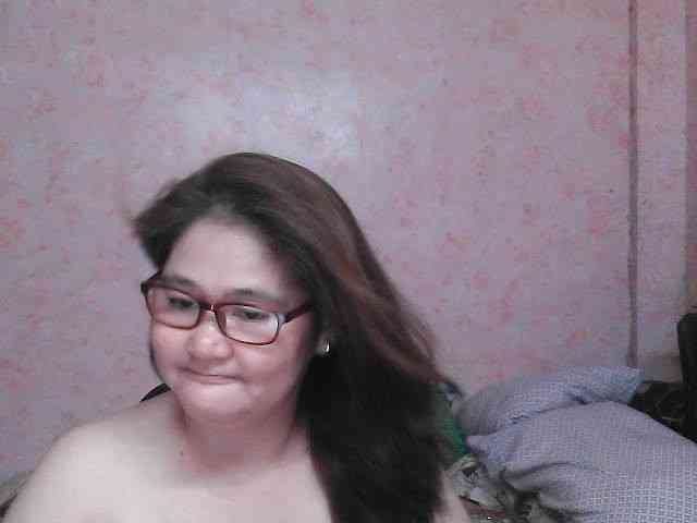 NICEtitspinay Live Webcam on BongaCams