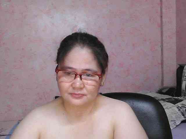 NICEtitspinay webcam