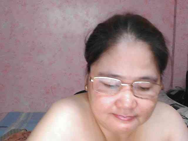 NICEtitspinay webcam