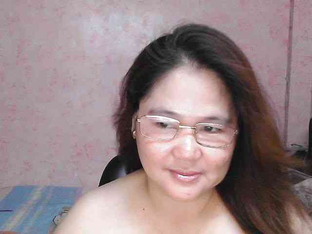 NICEtitspinay webcam