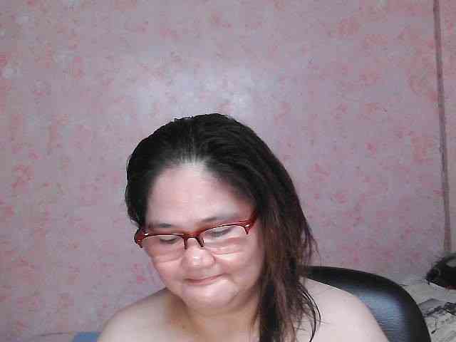NICEtitspinay webcam