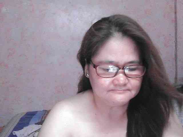 NICEtitspinay webcam