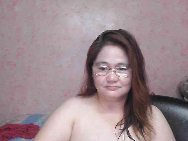 NICEtitspinay webcam