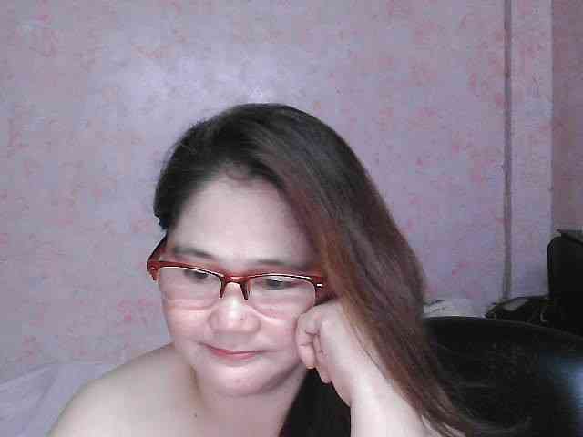 NICEtitspinay webcam