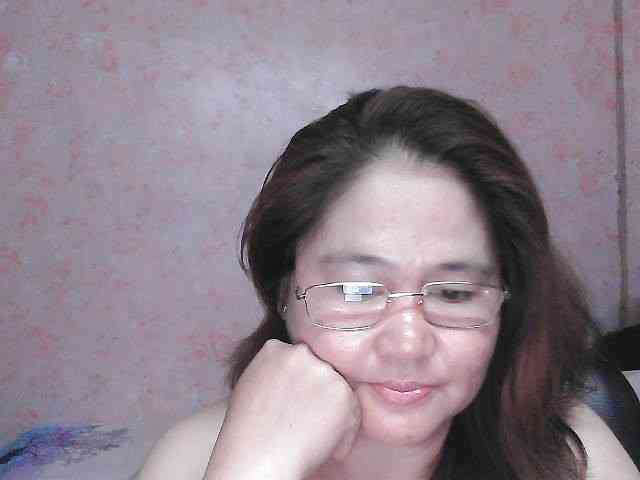 NICEtitspinay webcam