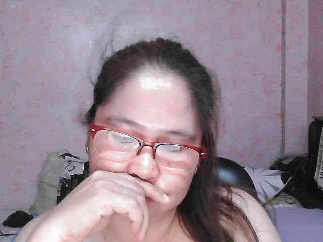 NICEtitspinay webcam