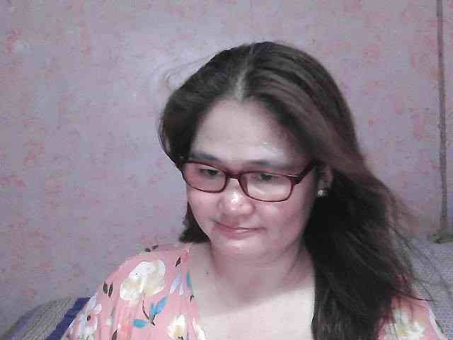 NICEtitspinay webcam