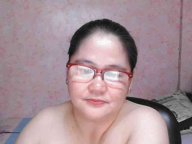 NICEtitspinay webcam