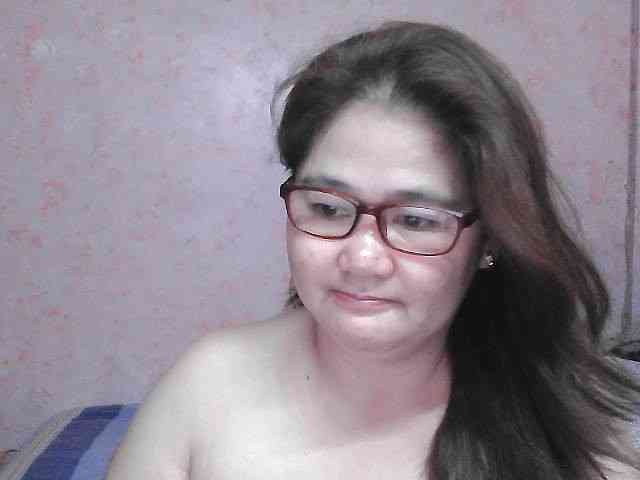 NICEtitspinay webcam