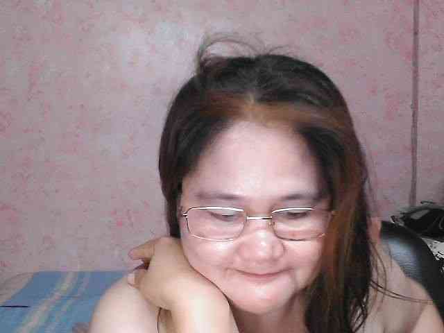 NICEtitspinay webcam