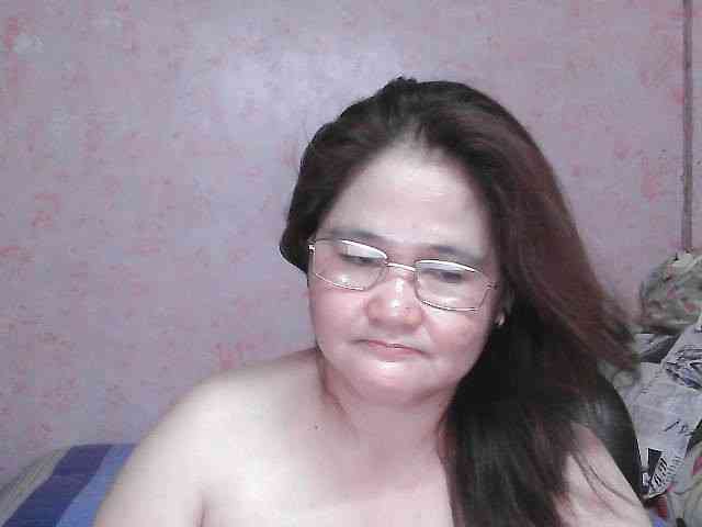 NICEtitspinay webcam