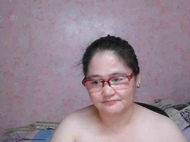 NICEtitspinay webcam