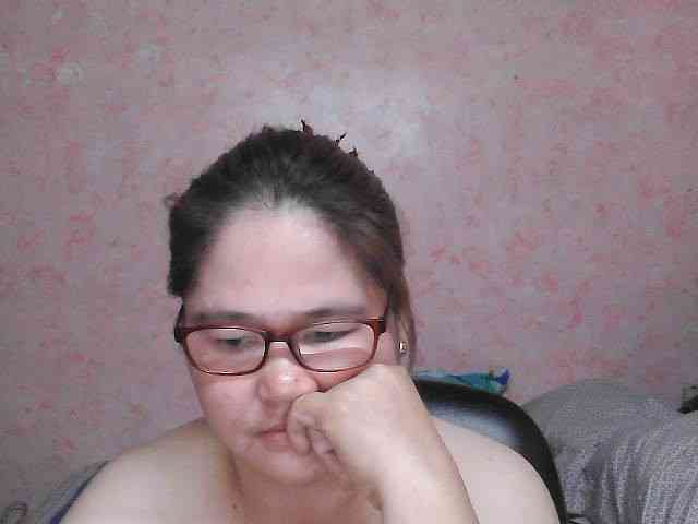 NICEtitspinay webcam