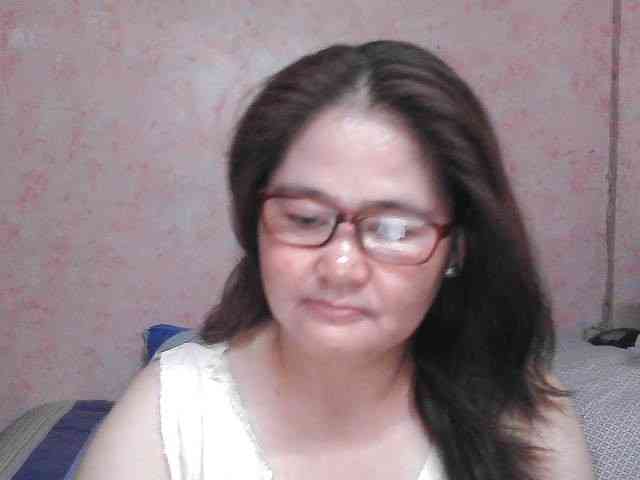 NICEtitspinay webcam