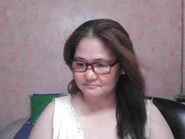 NICEtitspinay webcam