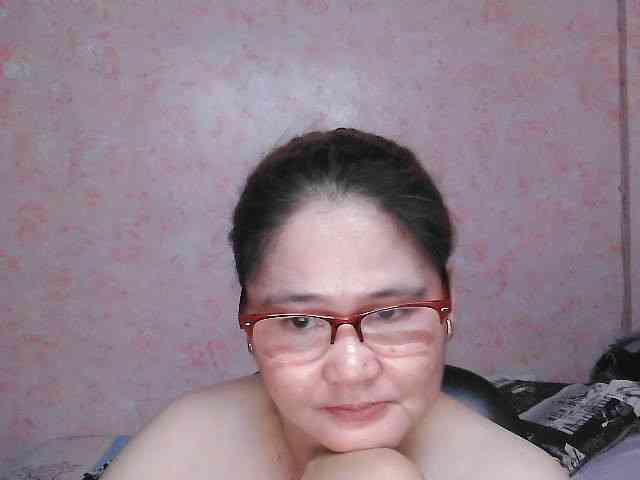 NICEtitspinay webcam