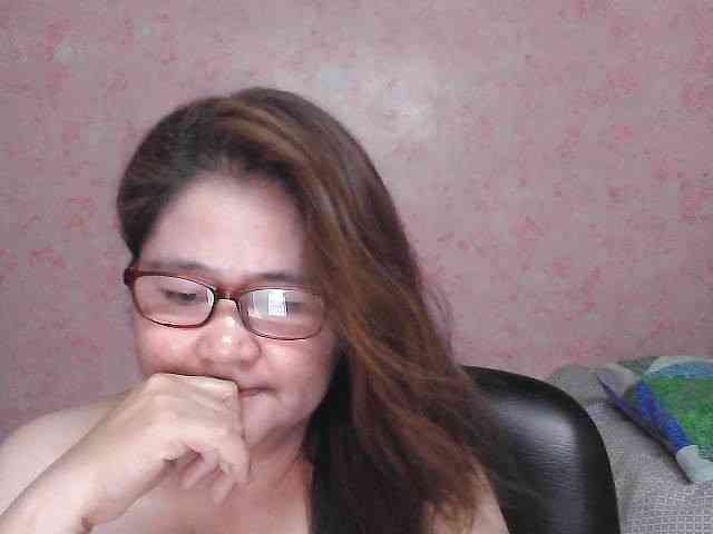 NICEtitspinay webcam