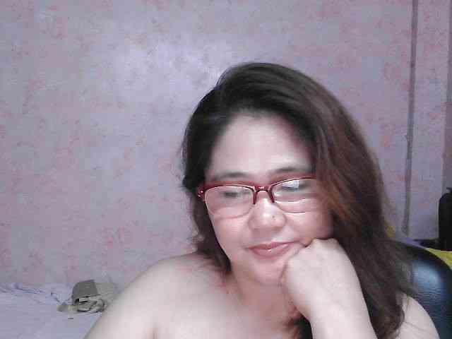 NICEtitspinay webcam