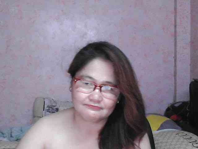 NICEtitspinay webcam