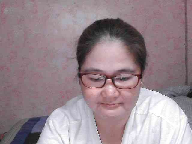 NICEtitspinay webcam