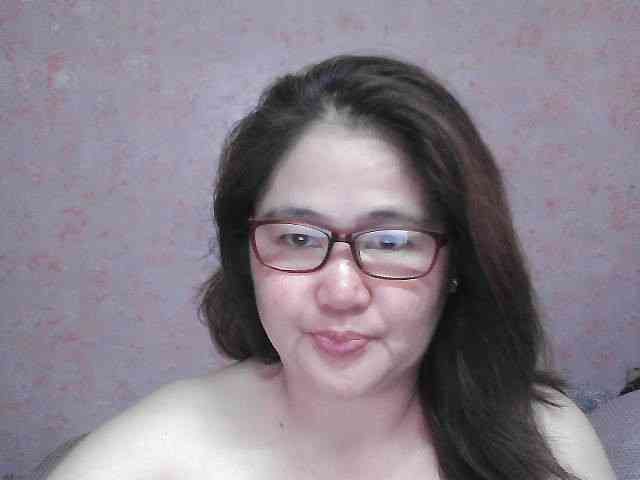 NICEtitspinay webcam