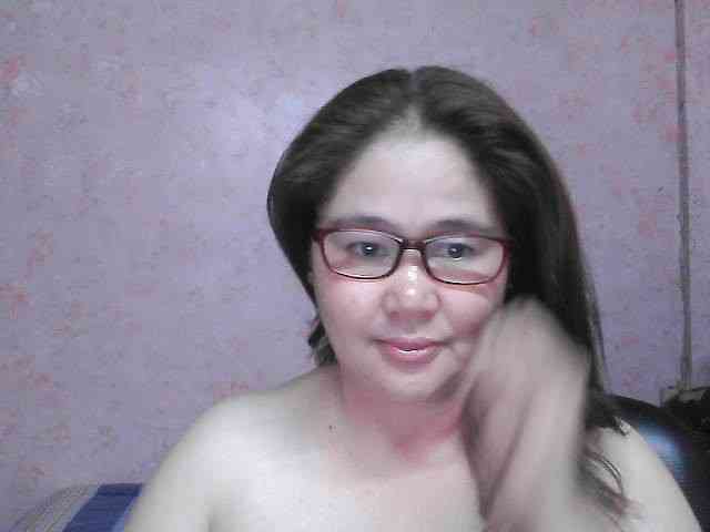 NICEtitspinay webcam