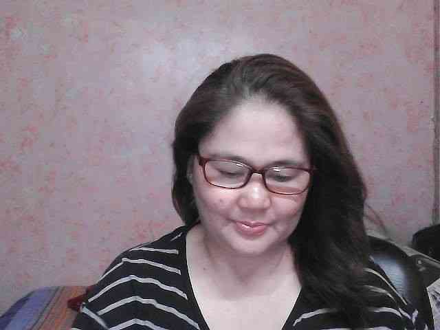 NICEtitspinay webcam