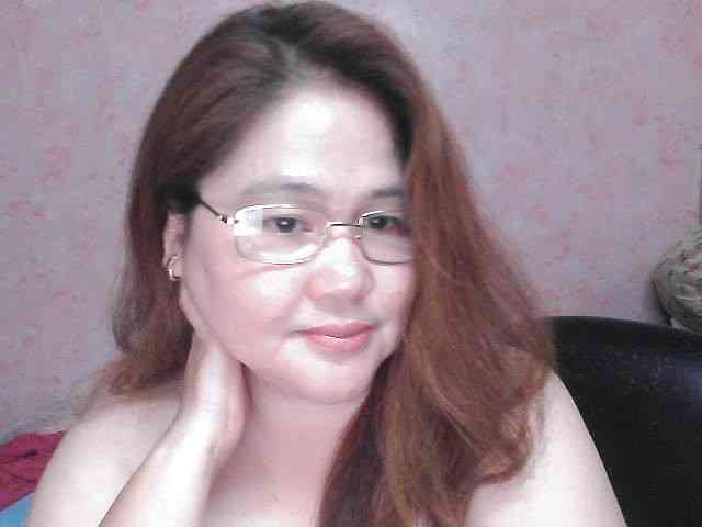 NICEtitspinay webcam