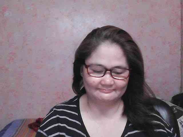 NICEtitspinay webcam