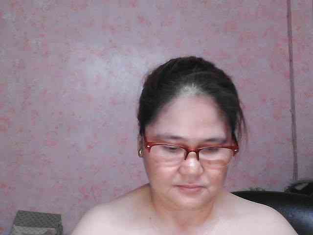 NICEtitspinay webcam