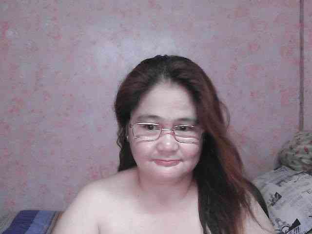 NICEtitspinay webcam