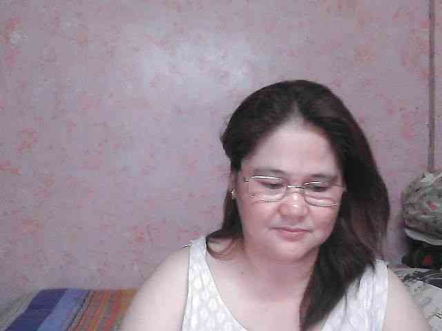 NICEtitspinay webcam
