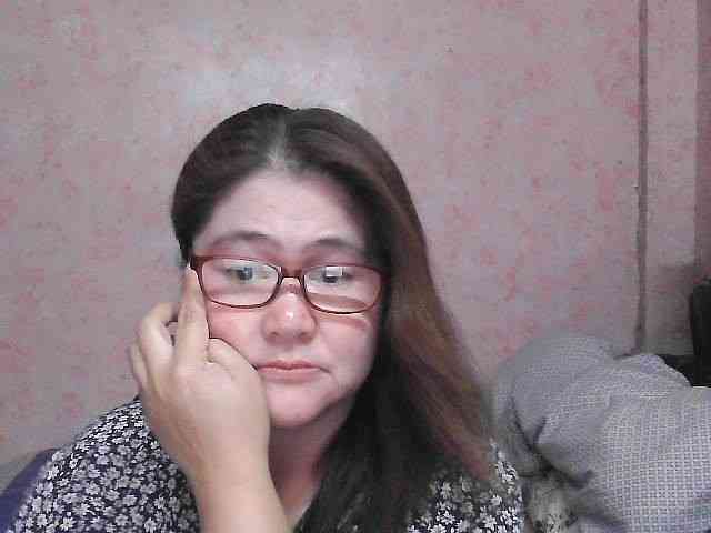 NICEtitspinay webcam