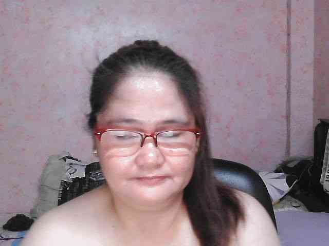 NICEtitspinay webcam