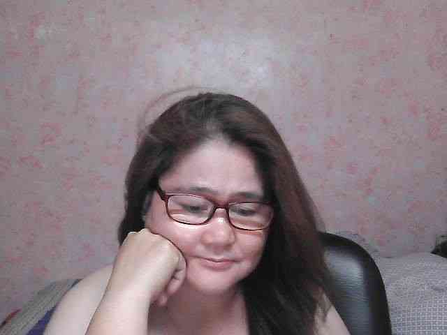 NICEtitspinay webcam