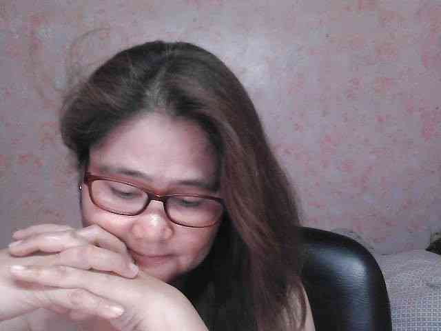 NICEtitspinay webcam