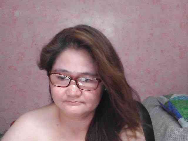 NICEtitspinay webcam