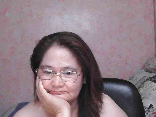 NICEtitspinay webcam