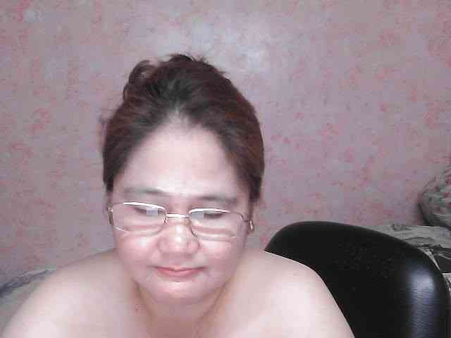 NICEtitspinay webcam