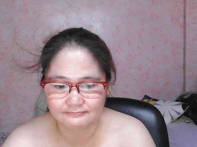 NICEtitspinay webcam