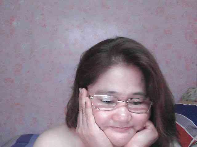 NICEtitspinay webcam