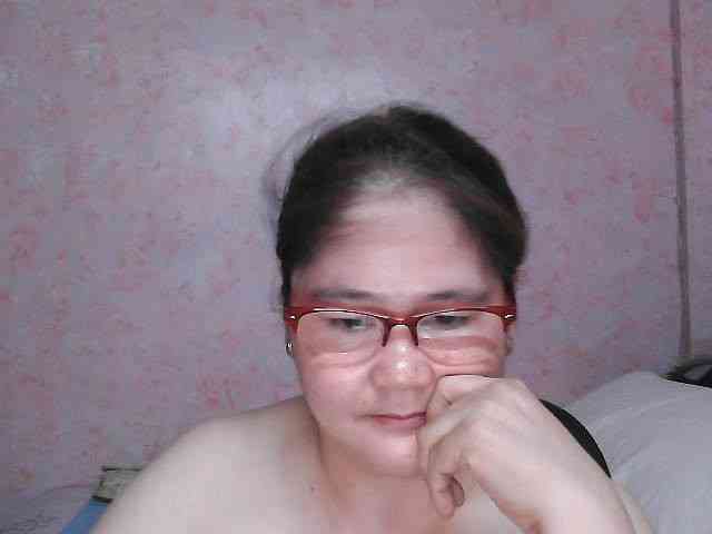 NICEtitspinay webcam